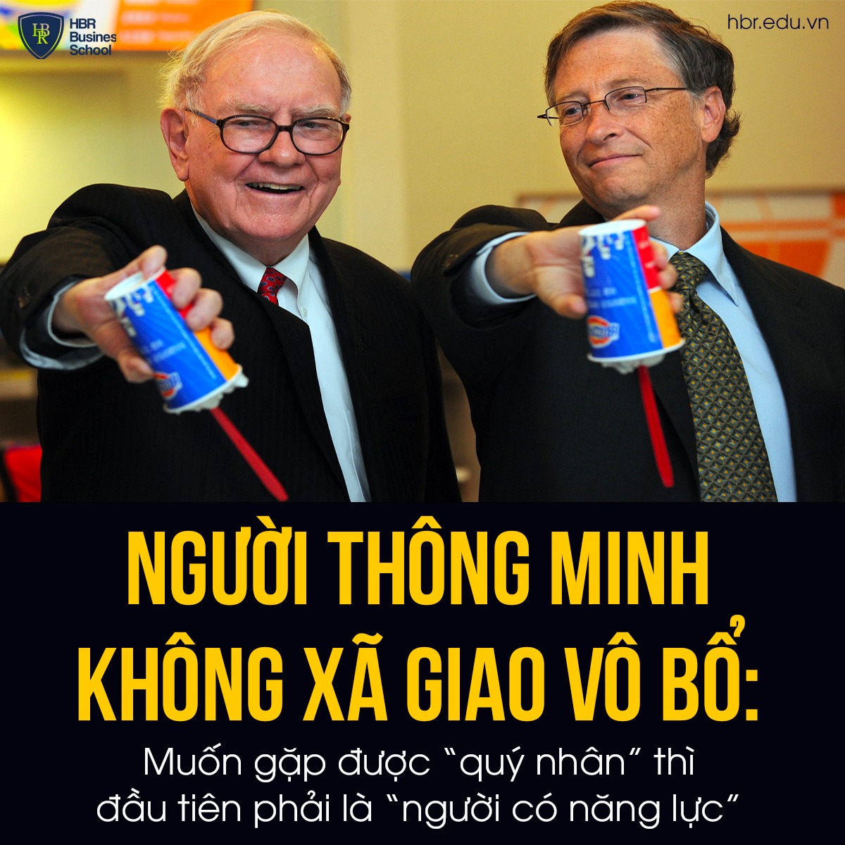 NGƯỜI THÔNG MINH KHÔNG XÃ GIAO VÔ BỔ