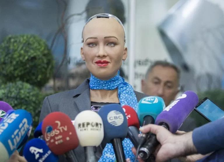 AI là gì? Ứng dụng của AI trong đời sống 9 AI là gì? Ứng dụng của AI trong đời sống 1